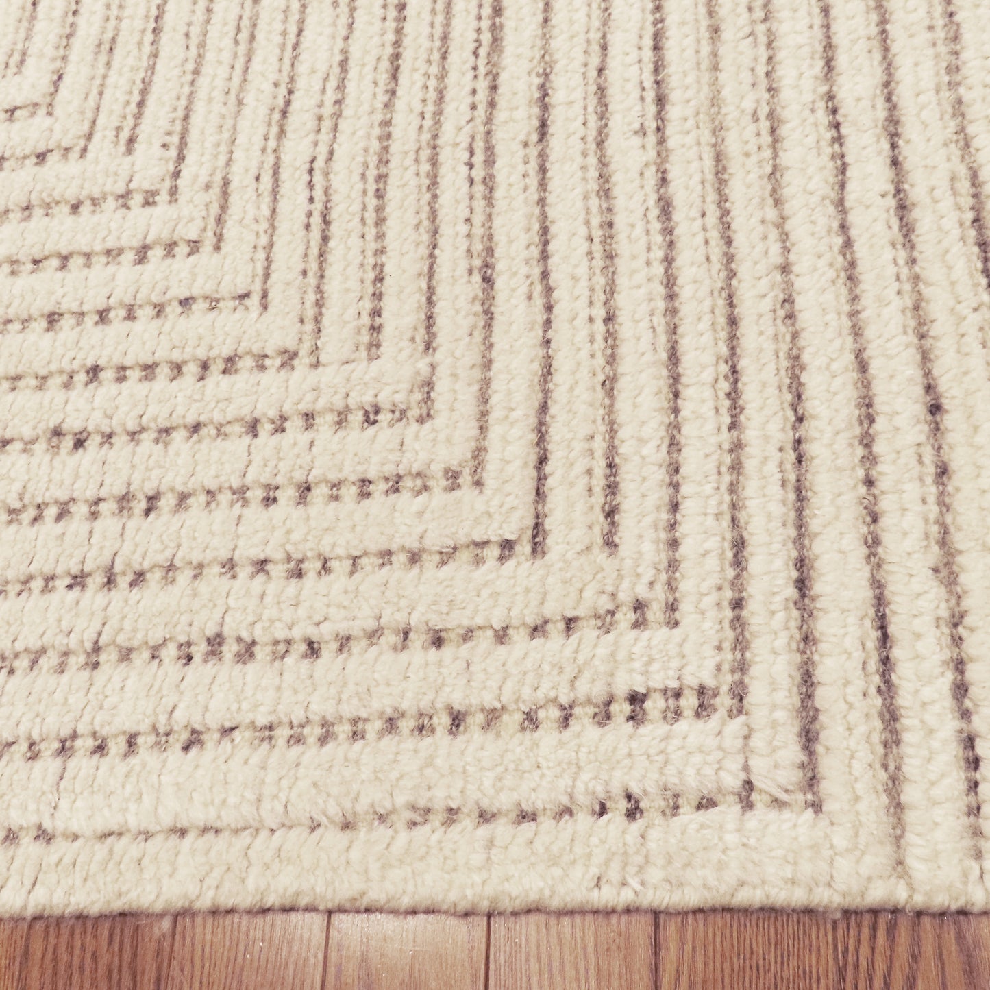 Astrid, Natural Ivory