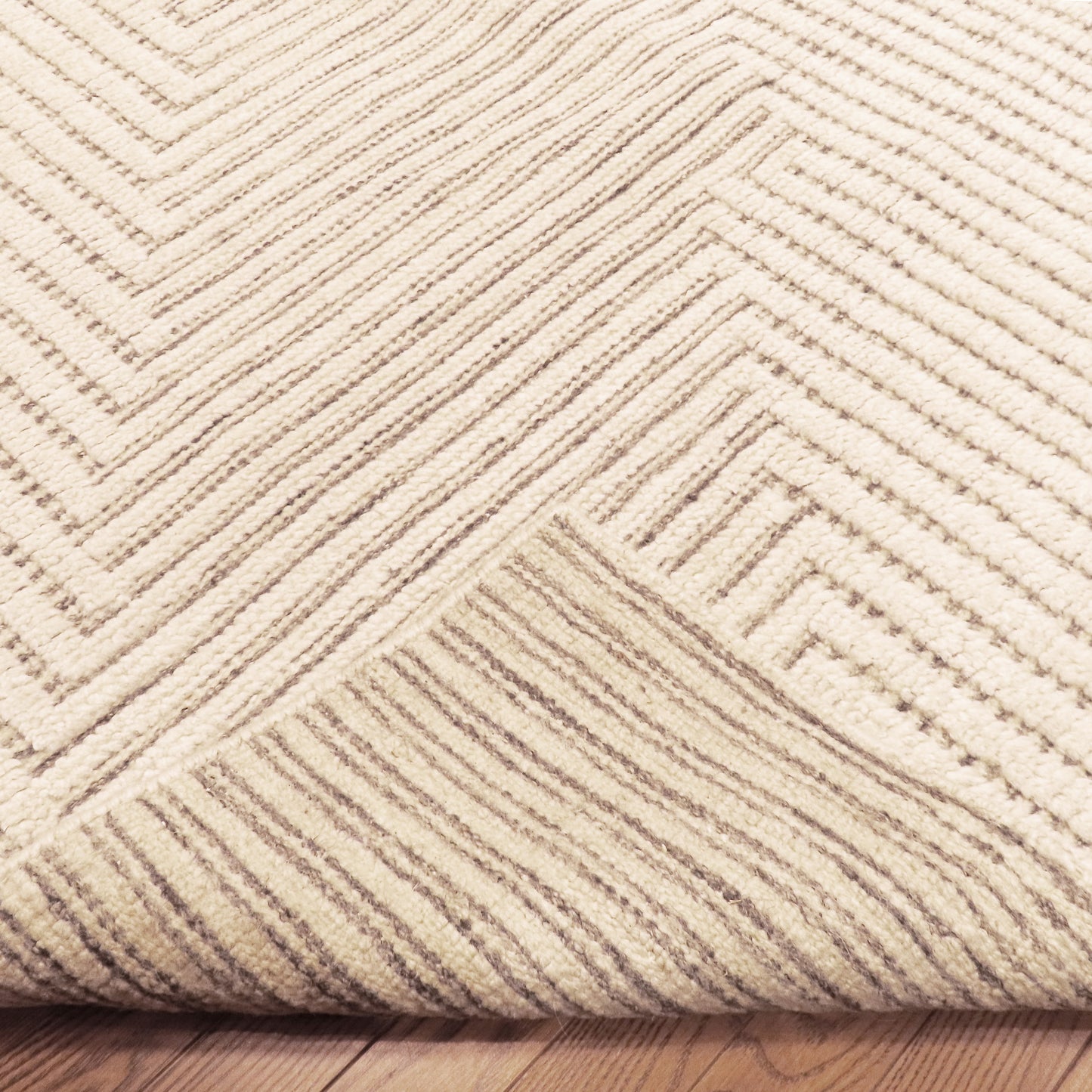 Astrid, Natural Ivory