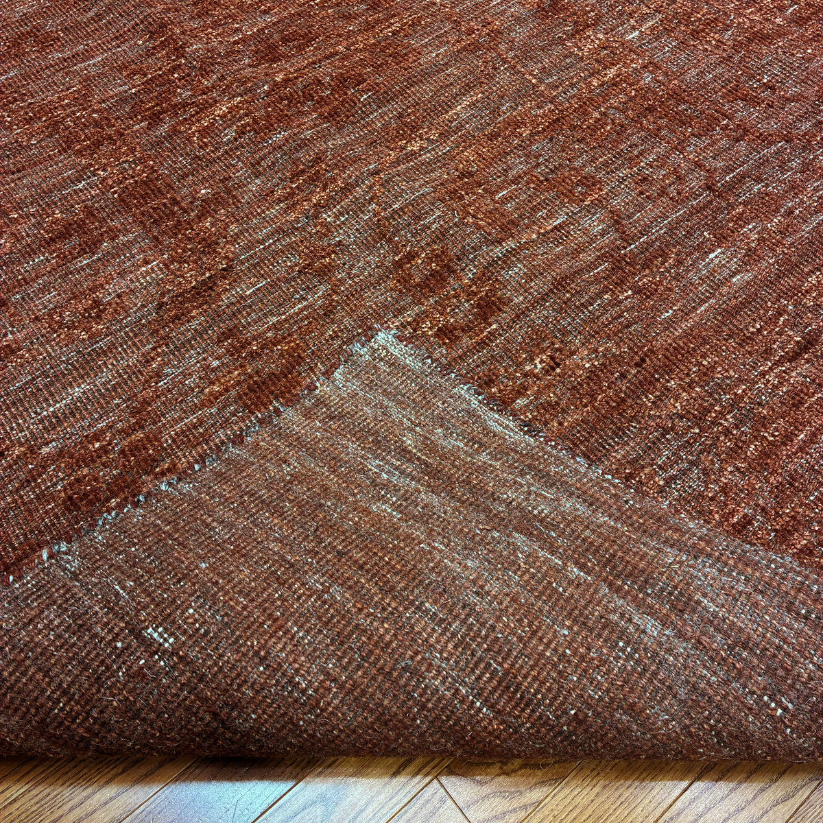 Vintage Harmony, Brick
