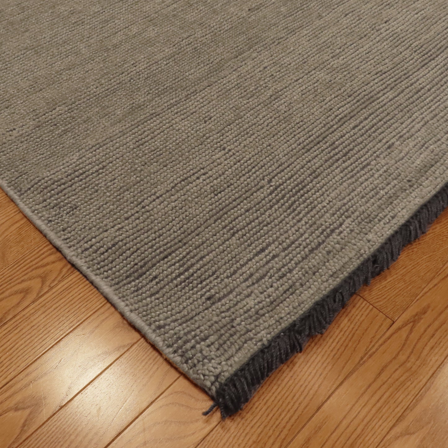 Plain Chic, Pewter