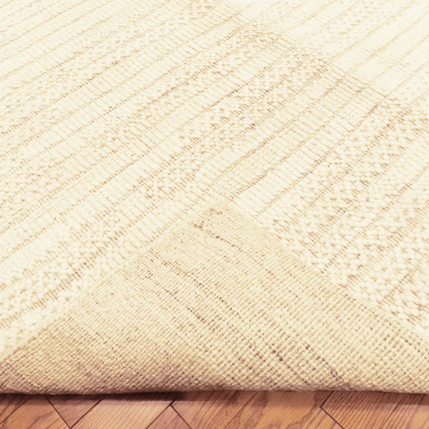 Casper, Natural Ivory