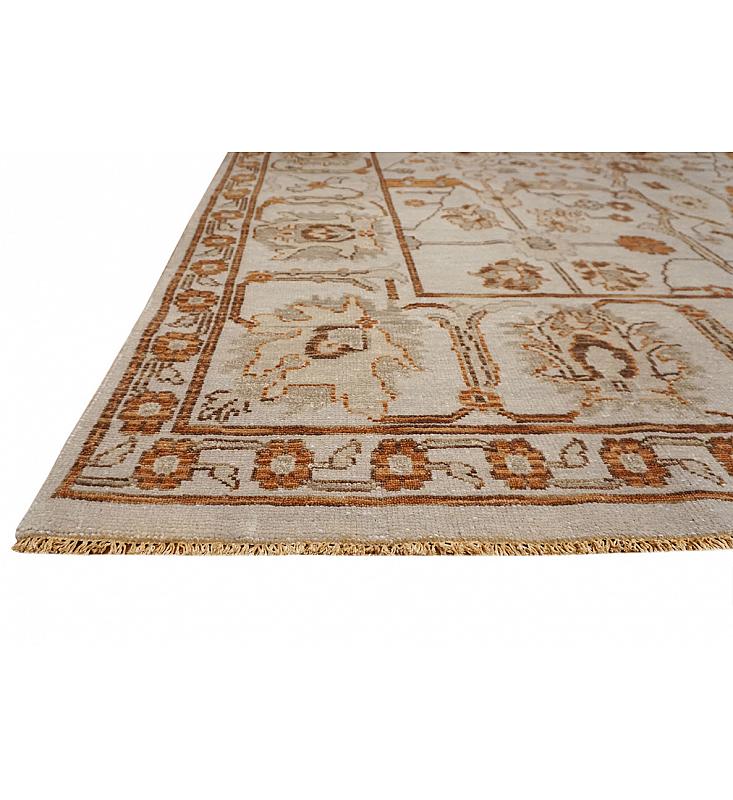 Kuma, Light Beige