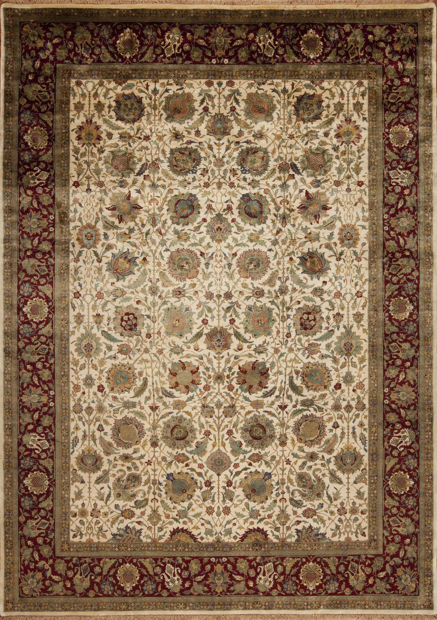 Kingdom, Ivory/Red