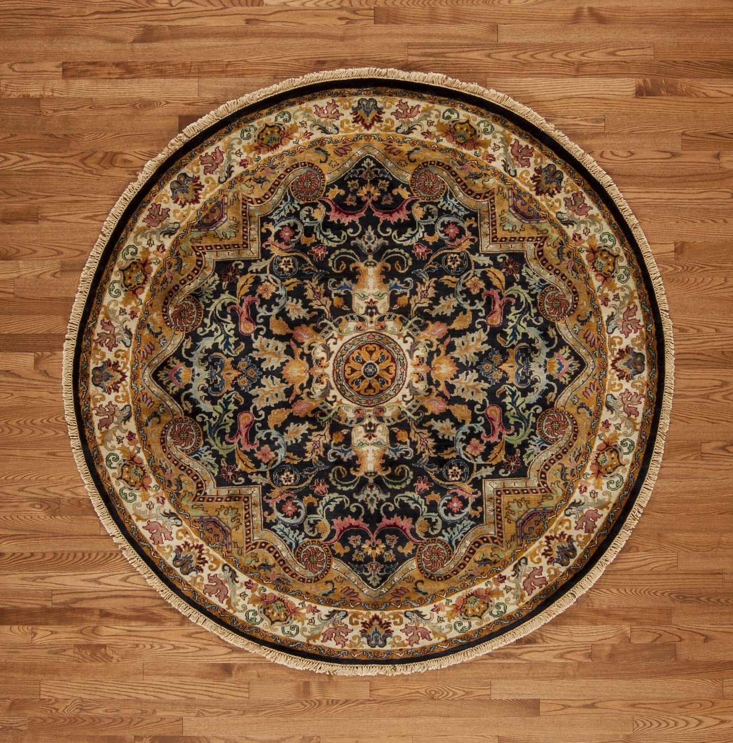 6 X 6 | Circle rug