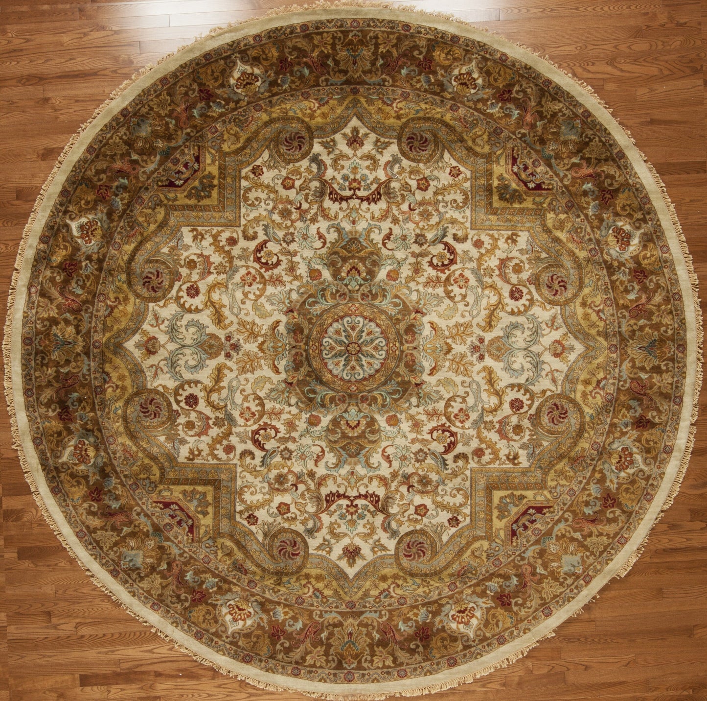 Jewel, Ivory/Bronze