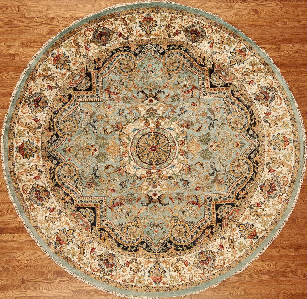 9 X 9 | Circle rug