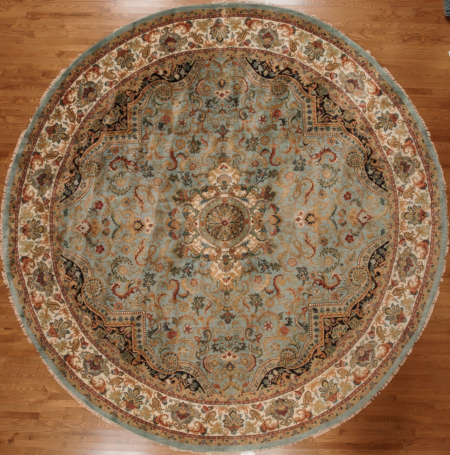 12 X 12 | Circle rug