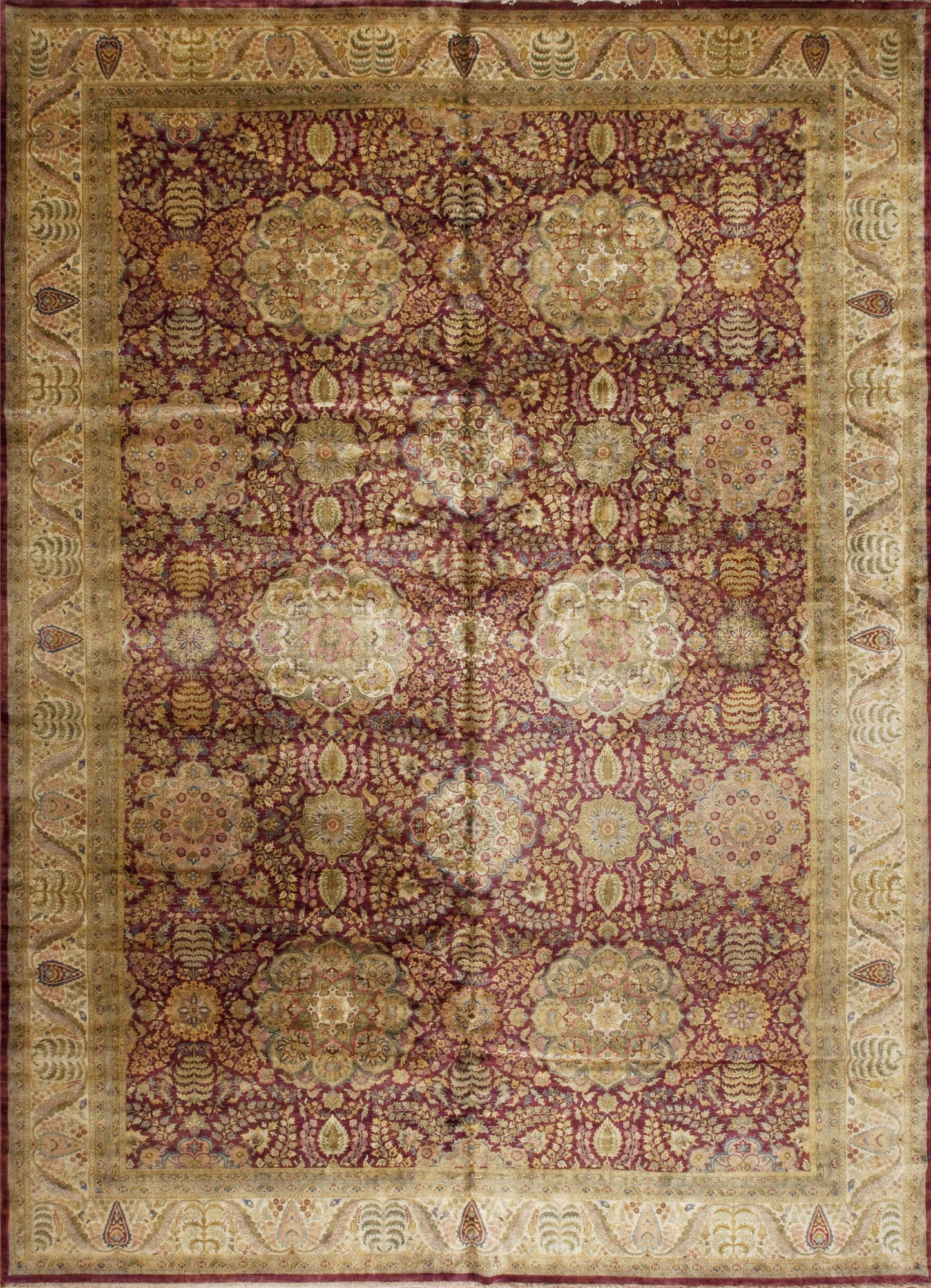Victoria, Claret/Ivory