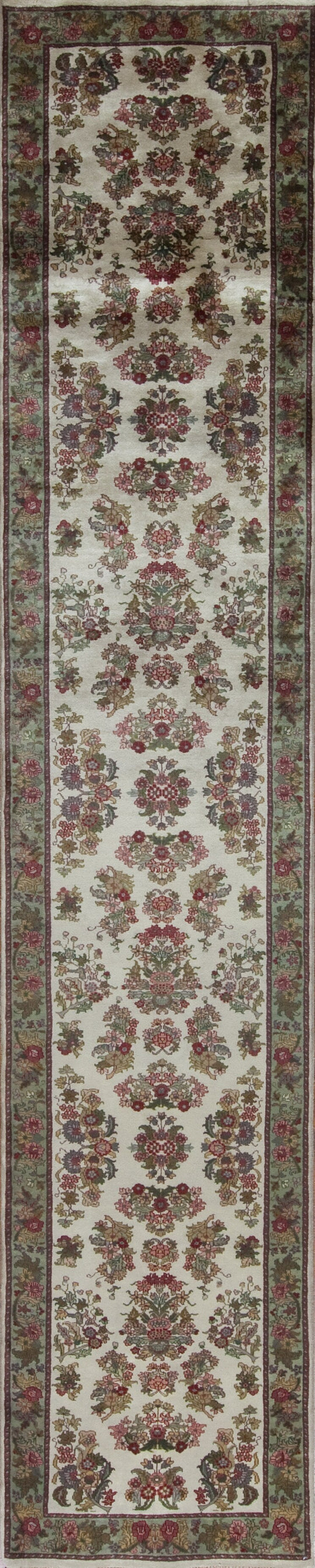 90583 British Raj York, Ivory/Sage