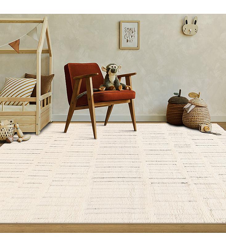 Breezy, Natural Ivory-Black
