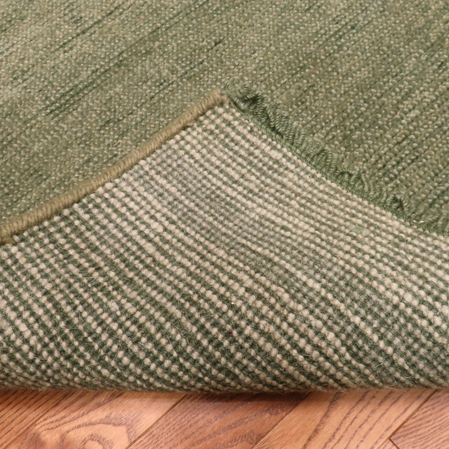 Plain Chic, Hunter