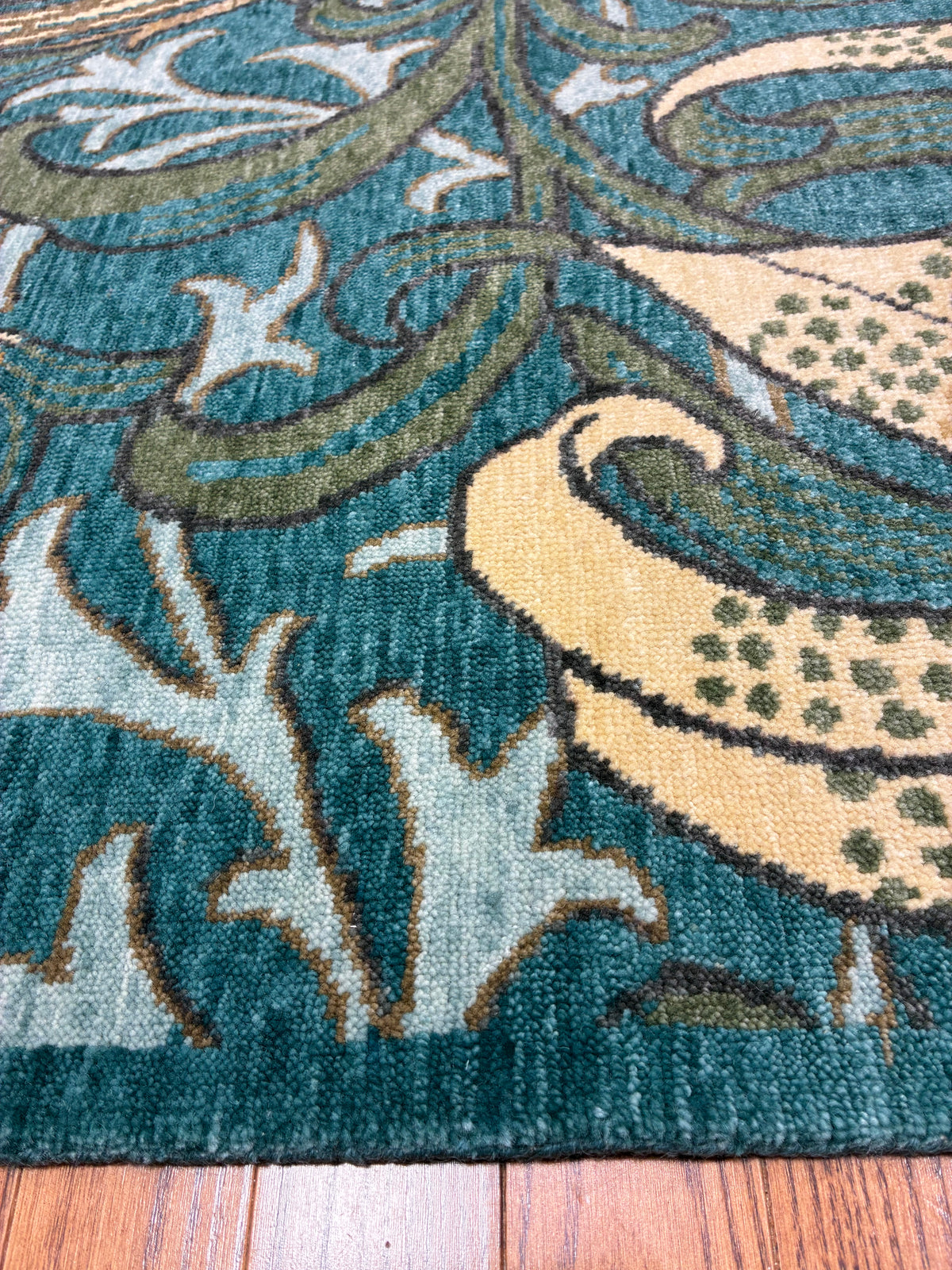 Magnolia, Teal