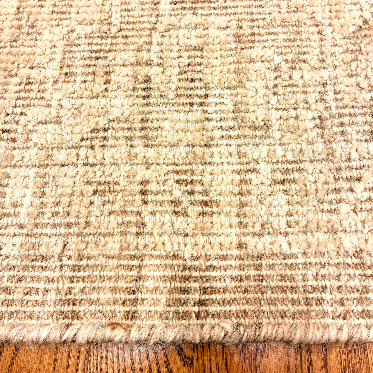 Vintage Harmony, Sahara Sand