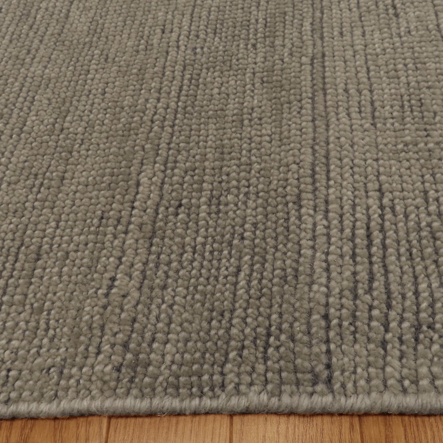 Plain Chic, Pewter