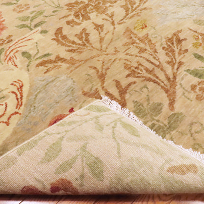 Kew, Beige