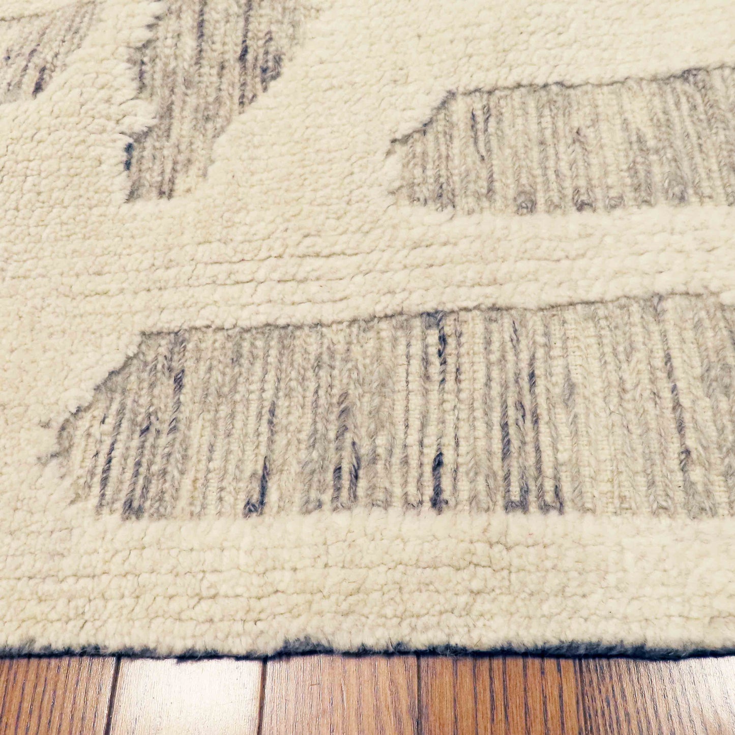 Dagmar, Natural Ivory-Grey