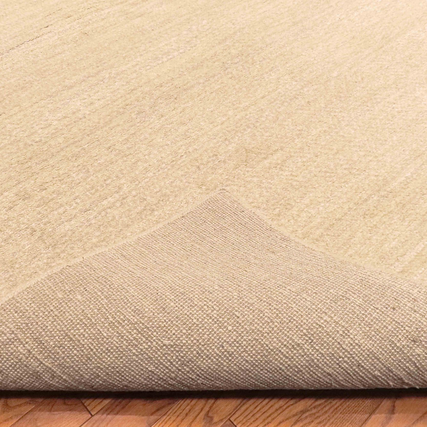 Zuma, Sand
